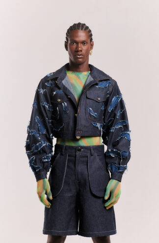 Jaqueta Cropped MFQP Desfiada